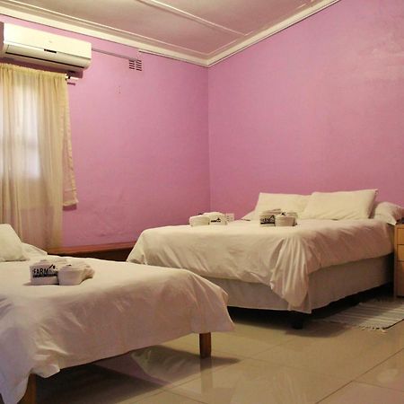 The Farmhouse Boutique Guesthouse And Beergarden Cc Outjo Extérieur photo
