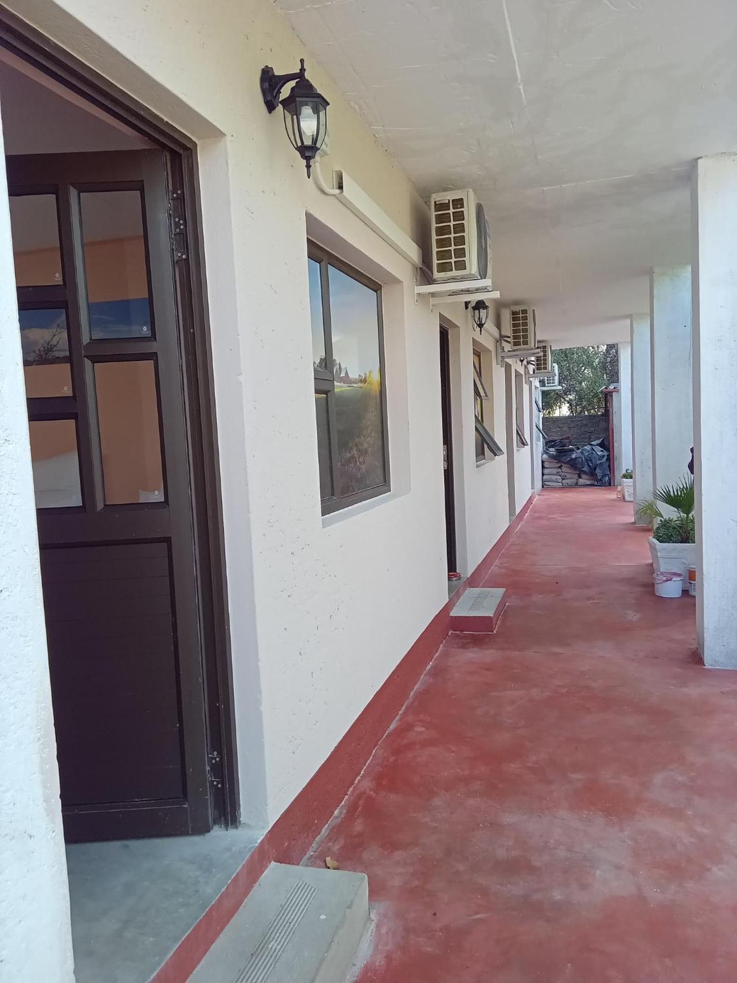 The Farmhouse Boutique Guesthouse And Beergarden Cc Outjo Extérieur photo