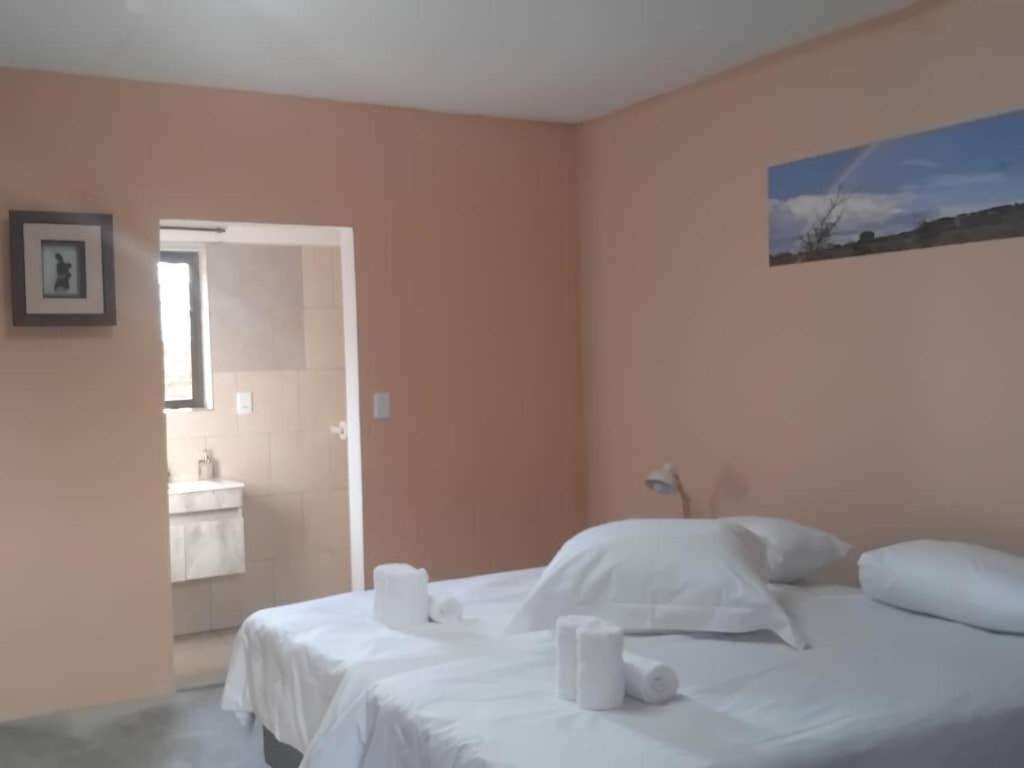 The Farmhouse Boutique Guesthouse And Beergarden Cc Outjo Extérieur photo